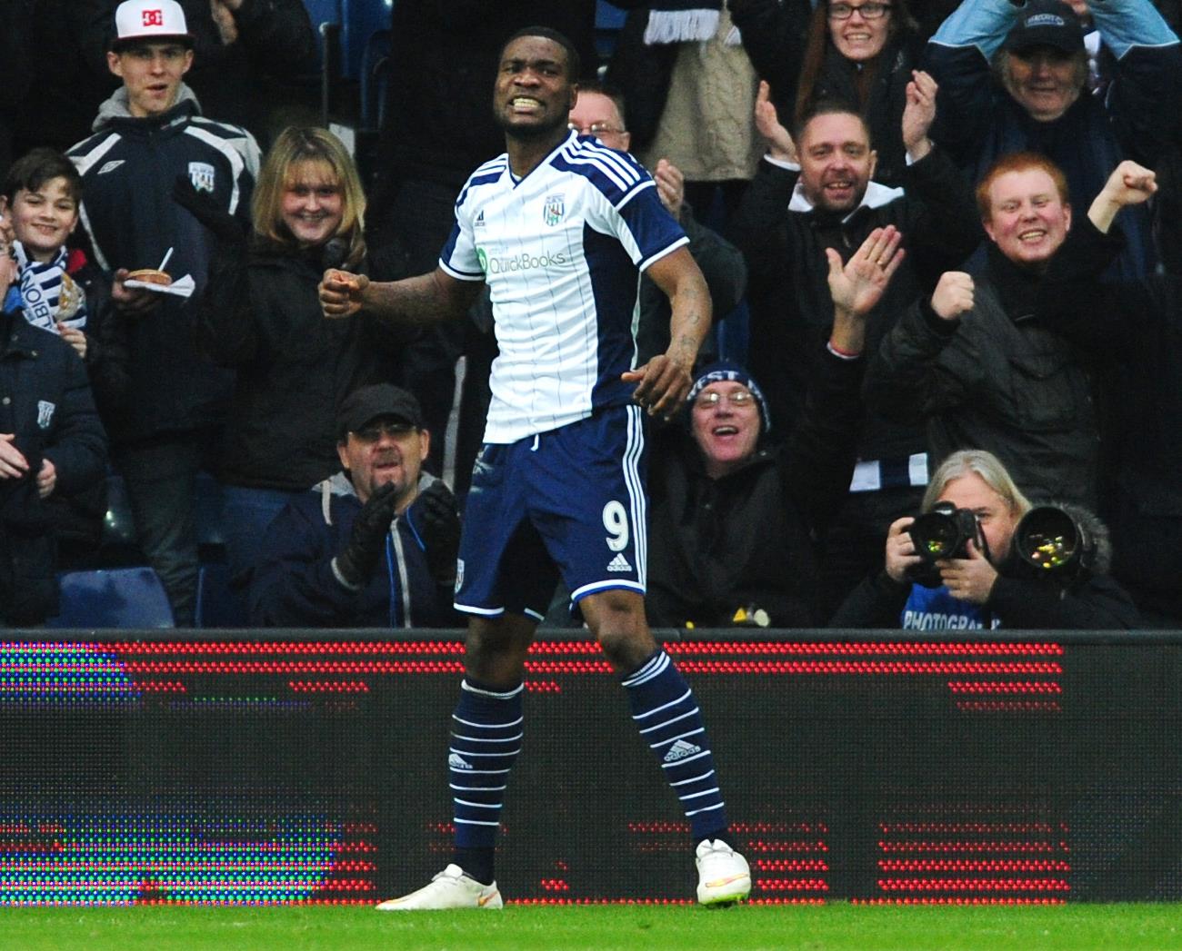 Ο Ολυμπιακός πήρε Ιντέγε και Ερνάνι, αποδέσμευσε τον Χάρα